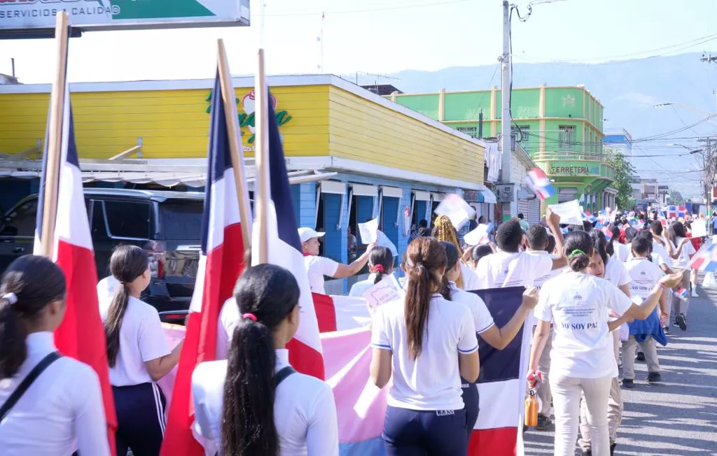 marchan por la paz en Jarabacoa 2