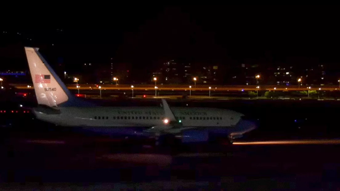 62e939a2e9ff7116bf52992b (1)