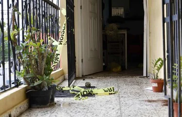 cuerpos-de-madre-e-hijo-hallados-en-apartamento-en-el-dn-34a11122-focus-0-0-375-240