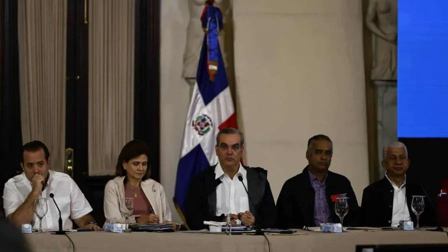 whatsapp-image-2023-11-19-at-12.20.34-pm--1-focus-0.04-min0.3-896-504