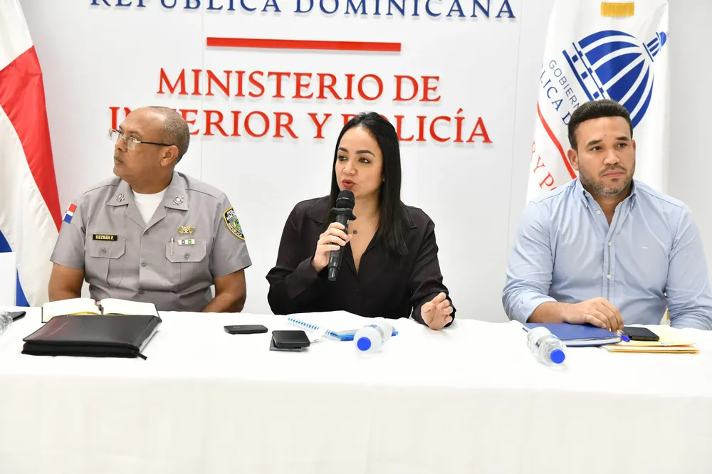 Ministra Raful y musicologos Feb 2025