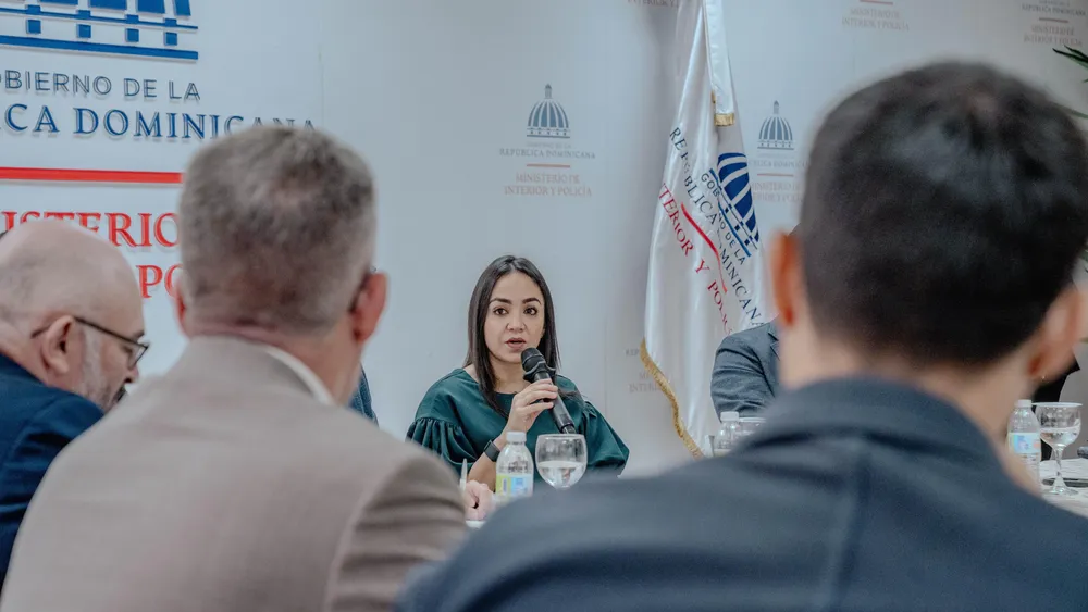 Raful durante la reunión de alto nivel con una delegación del programa El PAcCTO.