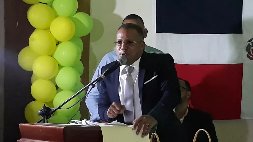alexis-Disla-diputado2020