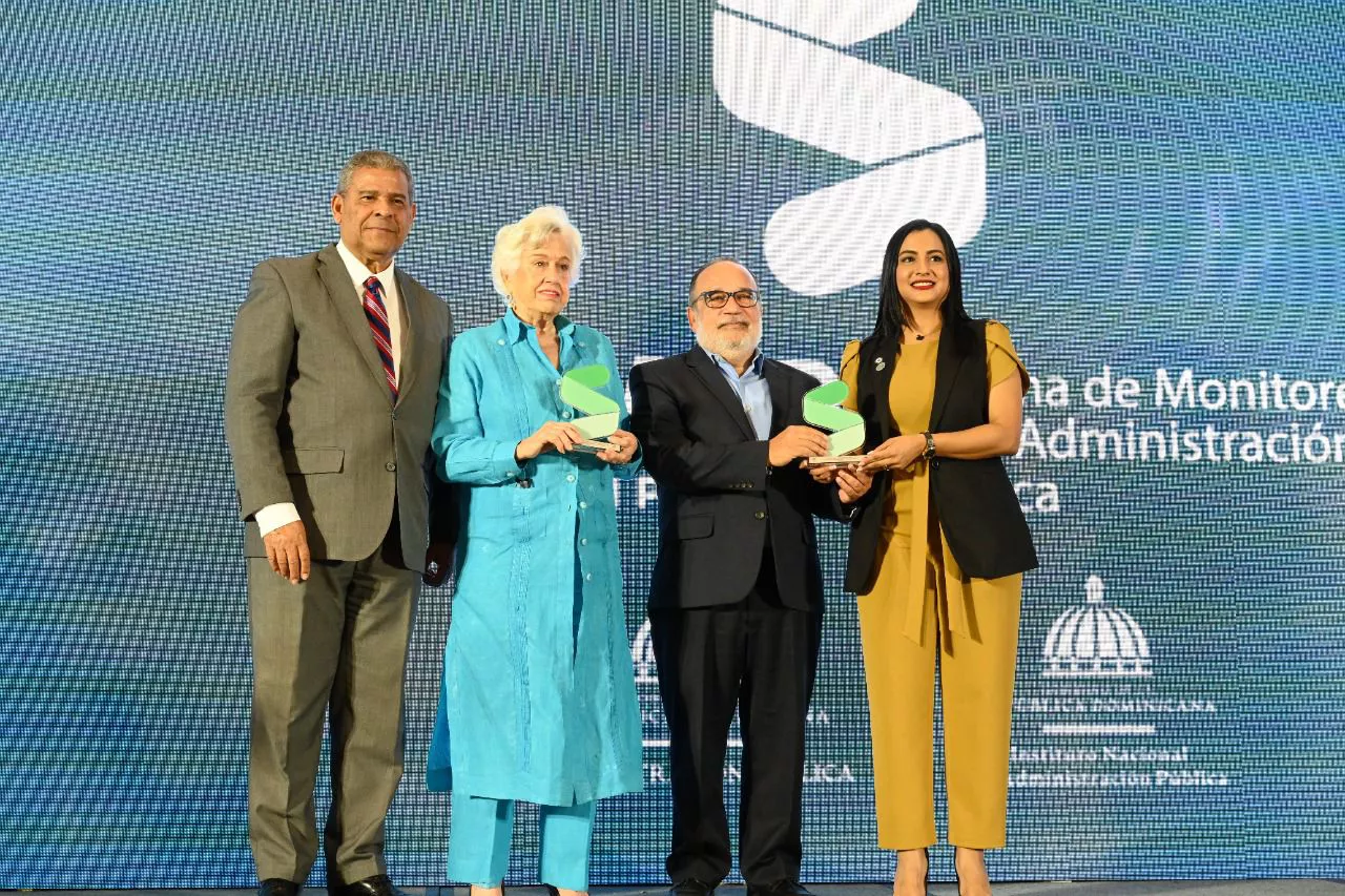 Foto Milagros Ortiz Bosch OGTIC y SISMAP