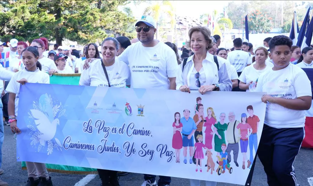 marchan por la paz en Jarabacoa
