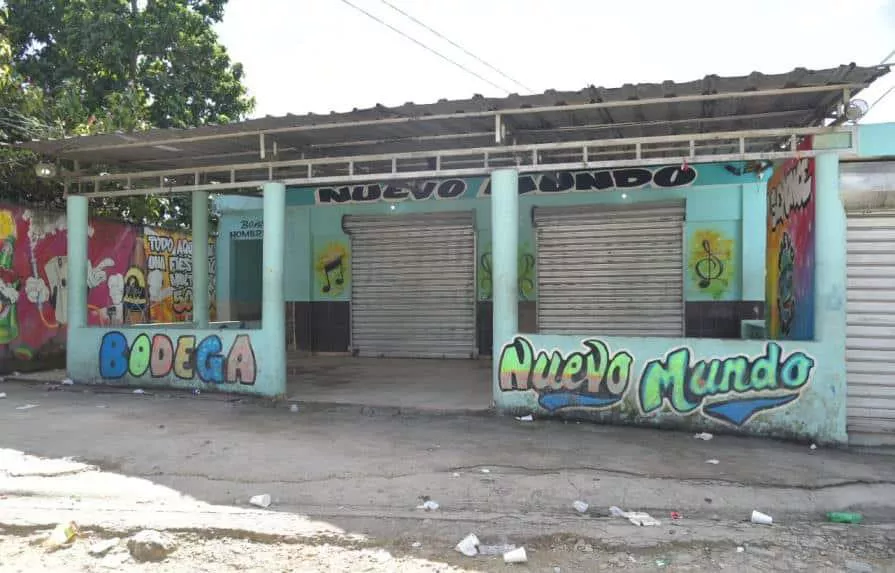 colmado-nuevo-mundo-174504b9-focus-0-0-895-573