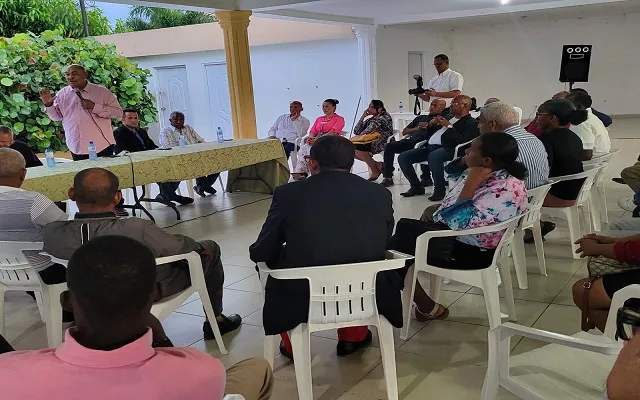 Alburquerque encabeza actividad en Hainamosa