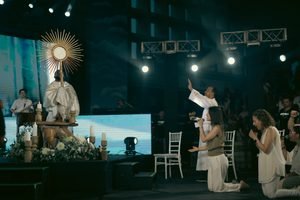 Cielo Abierto 2026 reúne a más de 3,000 personas en una noche de adoración y encuentro con Jesús